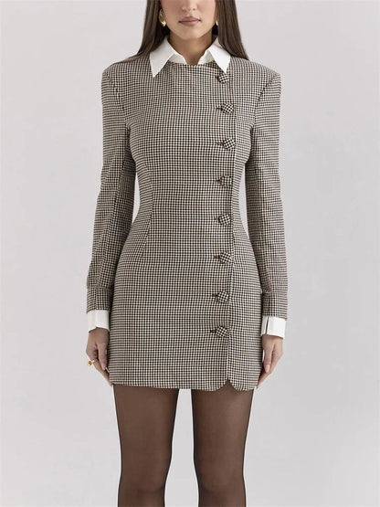 Well Tailored Cardigan with a Graceful Silhouette