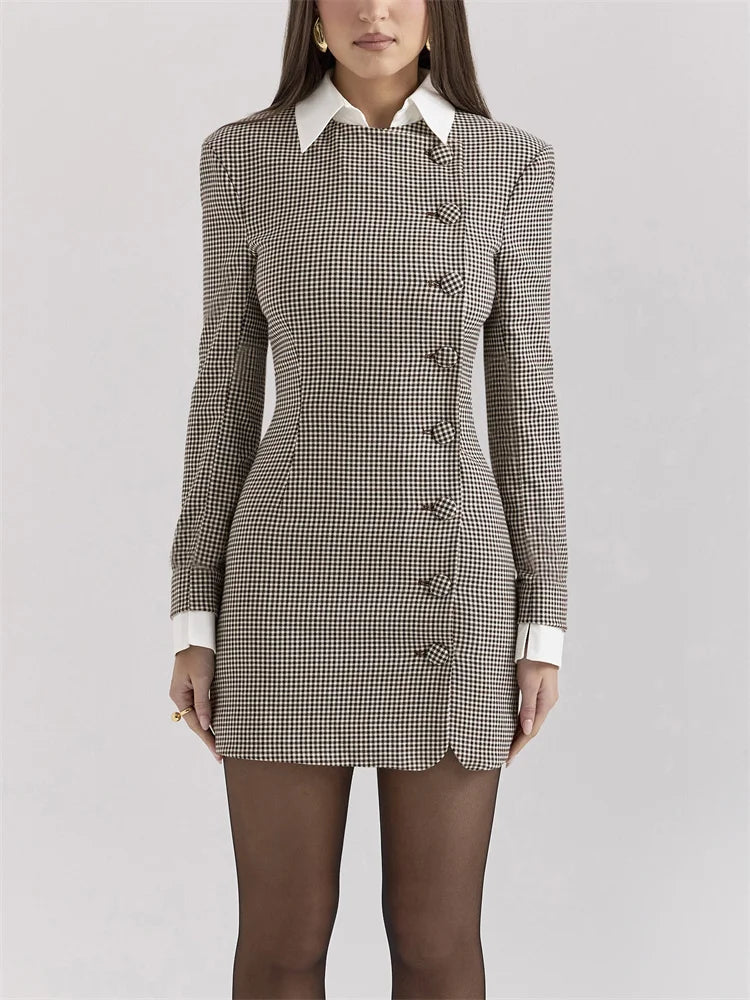 Well Tailored Cardigan with a Graceful Silhouette
