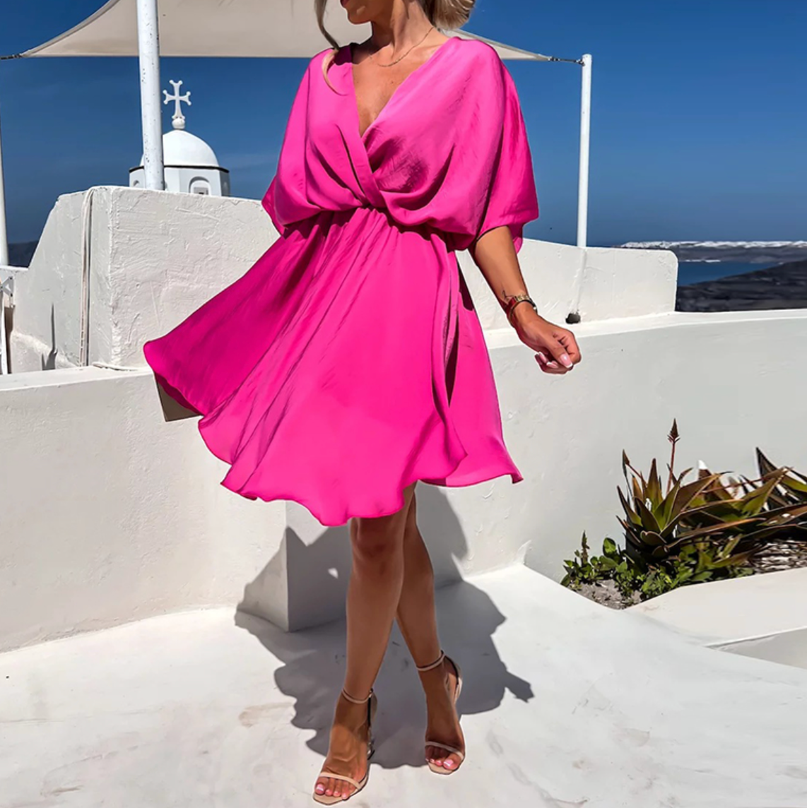Well Tailored Dress with a Graceful Silhouette