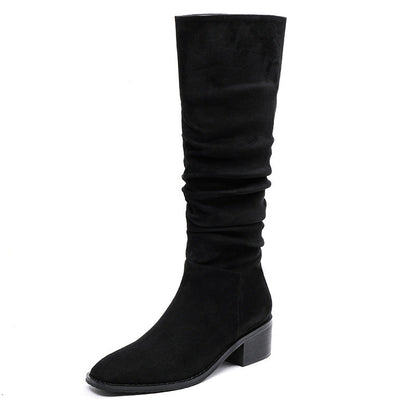 Beautifully Finished Boots in a Timeless Design