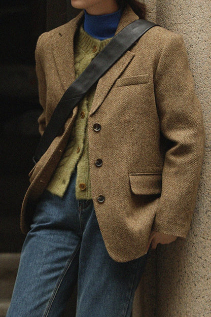 Well Tailored Garment with a Graceful Silhouette