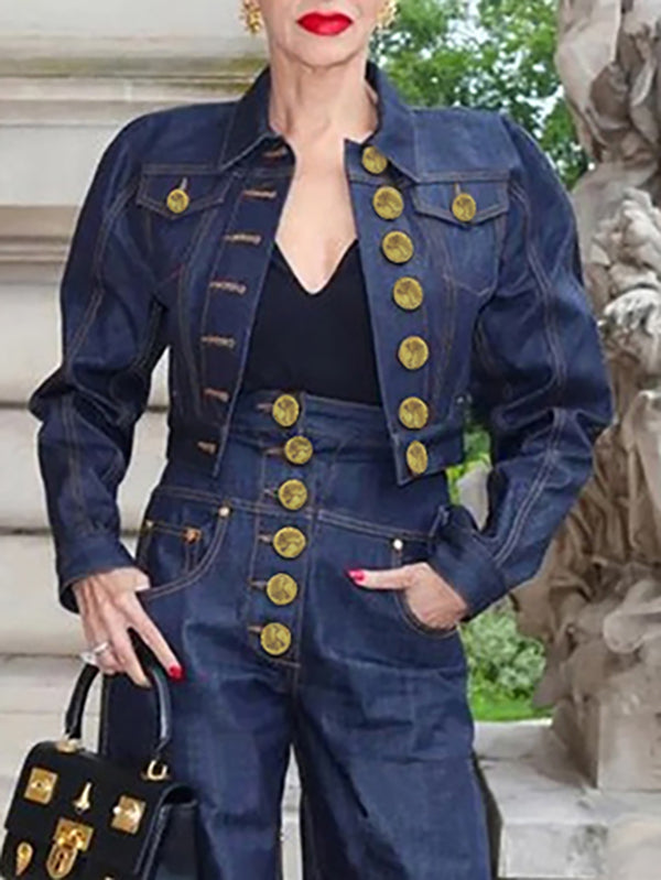 Well Tailored Jacket with a Graceful Silhouette