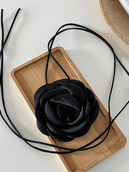 Effortlessly Elegant Garment with a Timeless Design