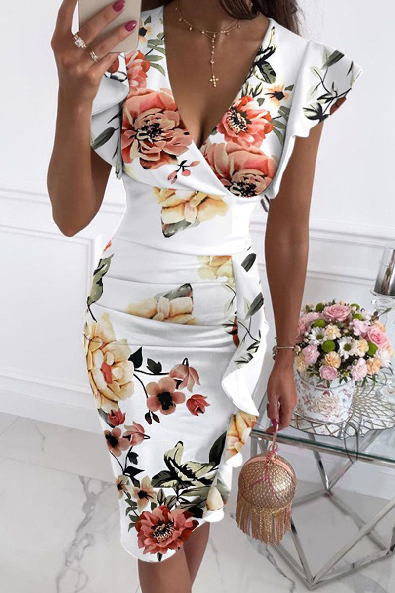 Well Tailored Dress with a Graceful Silhouette