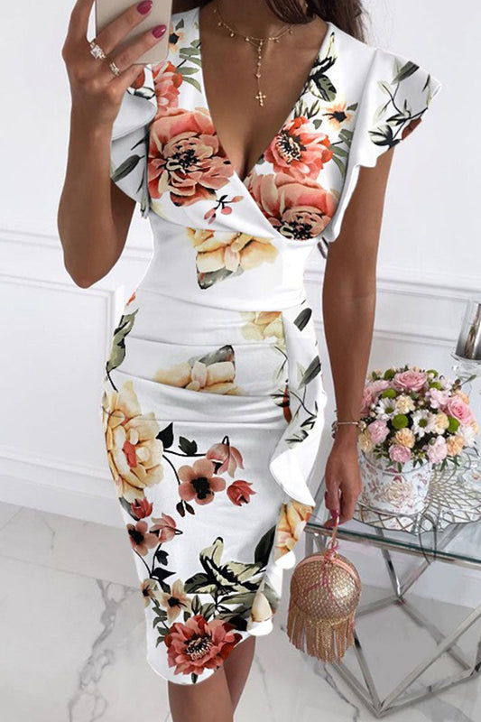 Well Tailored Dress with a Graceful Silhouette