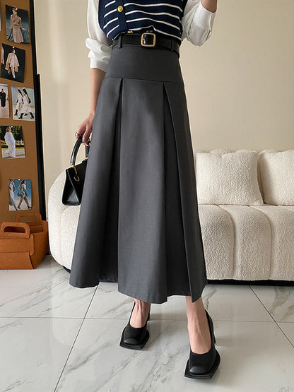 Well Tailored Garment with a Graceful Silhouette