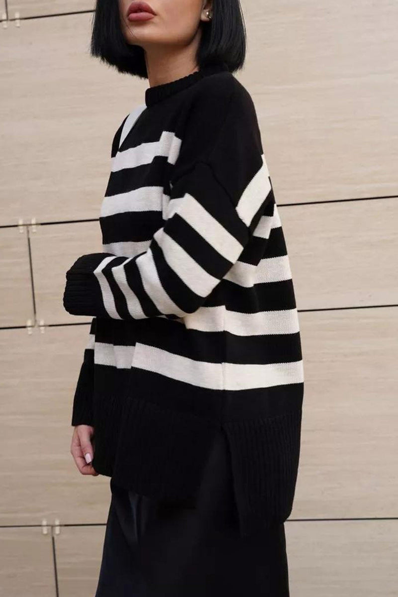 Classic Vintage Pullover with a Flattering Fit