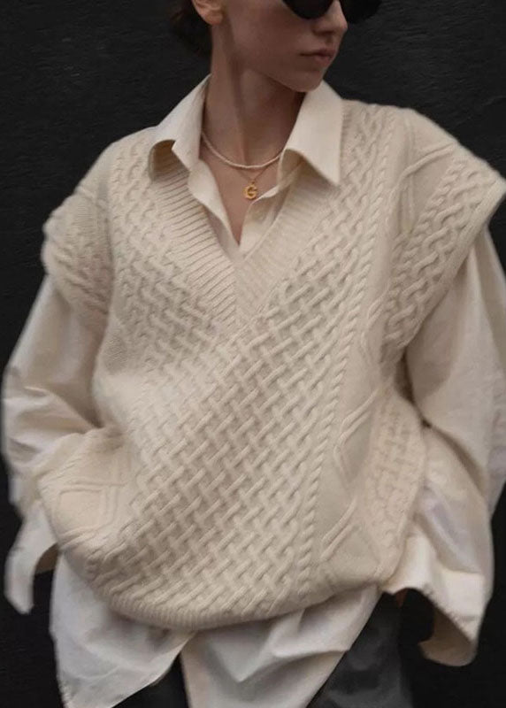 Classic Vintage Cardigan with a Flattering Fit
