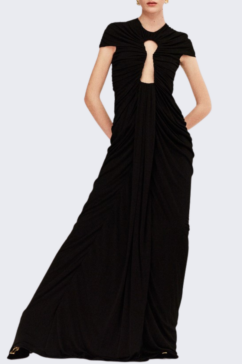 Gracefully Styled Dress for Any Occasion