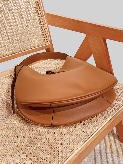 A Vintage Style Bag with Delicate Timeless Details