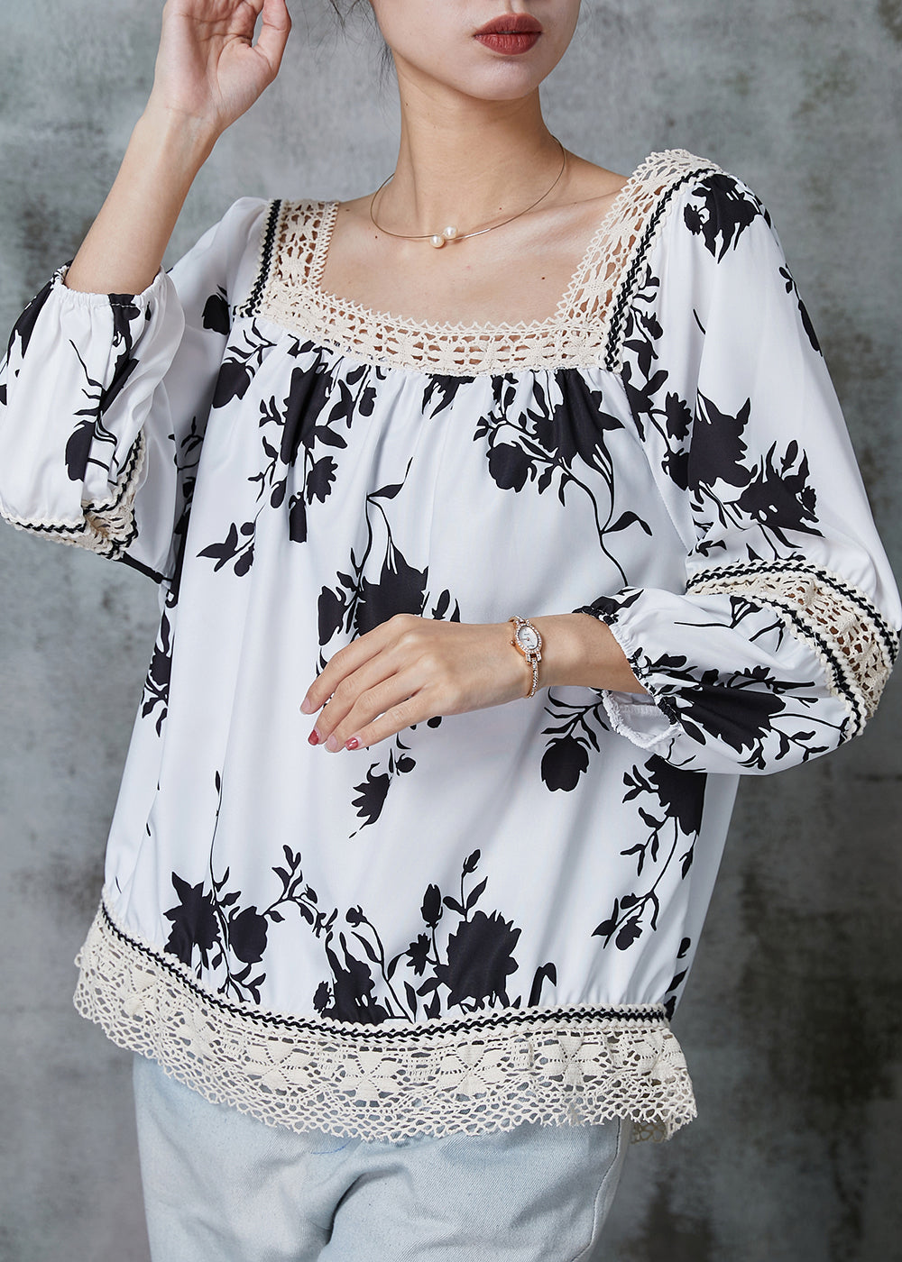 Effortlessly Elegant Shirt with a Timeless Design