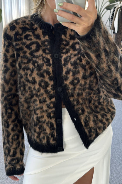 Classic Vintage & Enduringly Stylish Cardigan