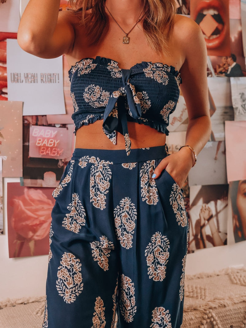 Gracefully Styled Pants for Any Occasion