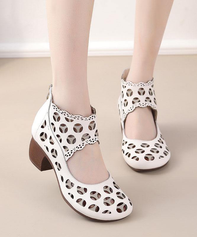 A Vintage Style Heels with Delicate Timeless Details