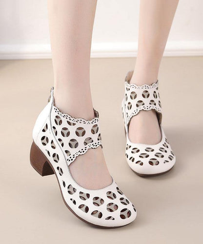 A Vintage Style Heels with Delicate Timeless Details