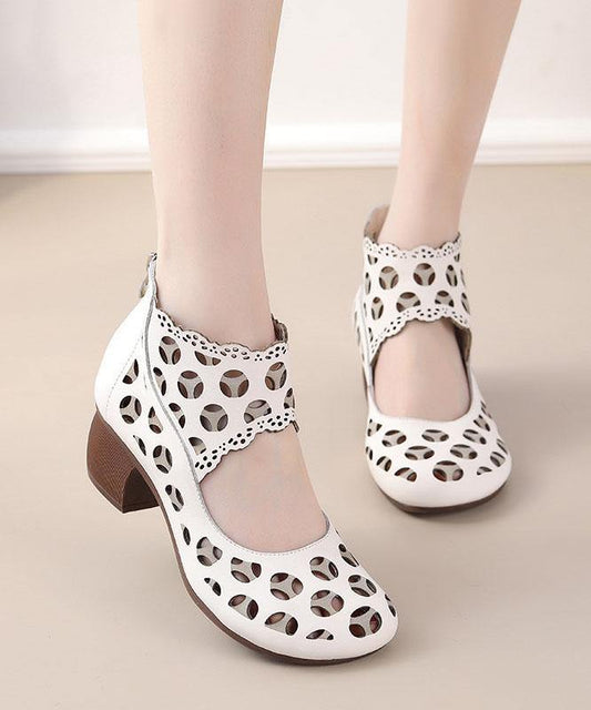 A Vintage Style Heels with Delicate Timeless Details