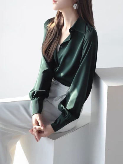 Gracefully Styled Blouse for Any Occasion