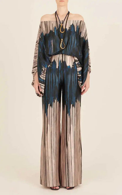 Classic Vintage & Enduringly Stylish Garment