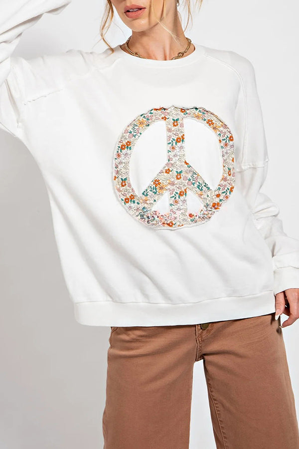 Effortlessly Elegant Pullover with a Timeless Design