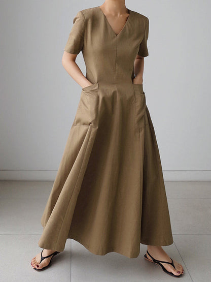 Beautifully Crafted Dress in a Classic Style
