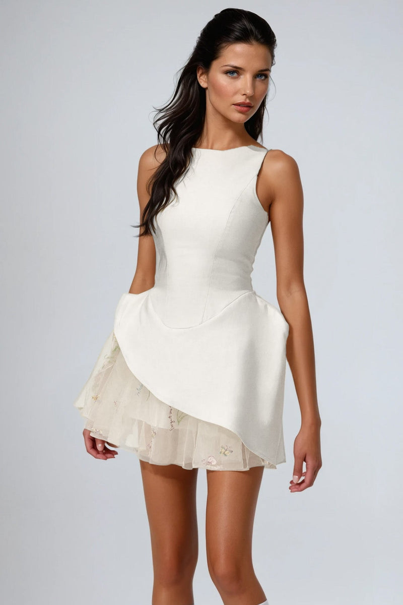 Effortlessly Elegant Dress with a Timeless Design