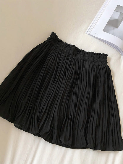 Well Tailored Garment with a Graceful Silhouette