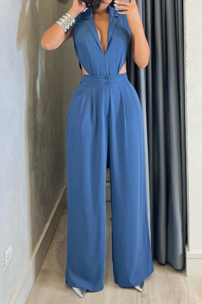 Sophisticated Garment with a Clean Classic Look