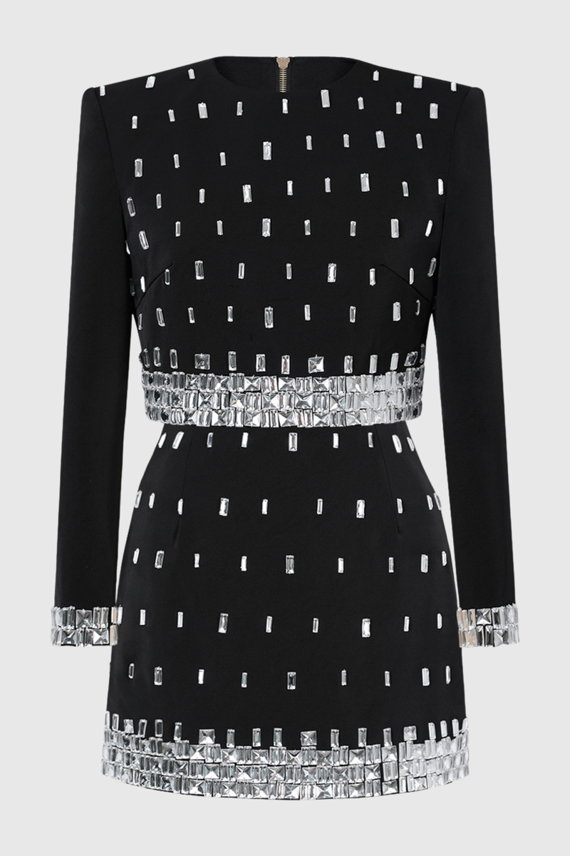 Well Tailored Top with a Graceful Silhouette