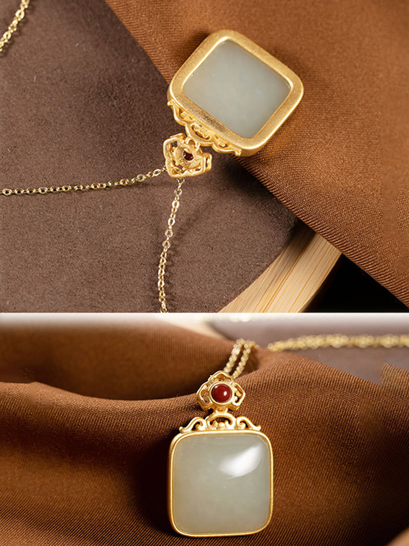 Beautifully Finished Garment in a Timeless Design
