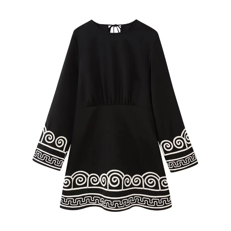 Classic Vintage & Enduringly Stylish Pullover