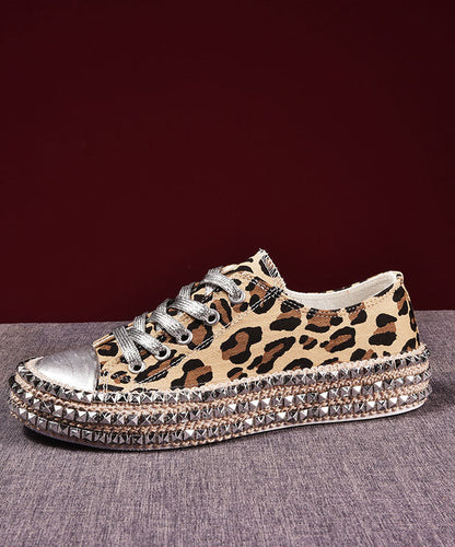 Beautifully Finished Shoes in a Timeless Design
