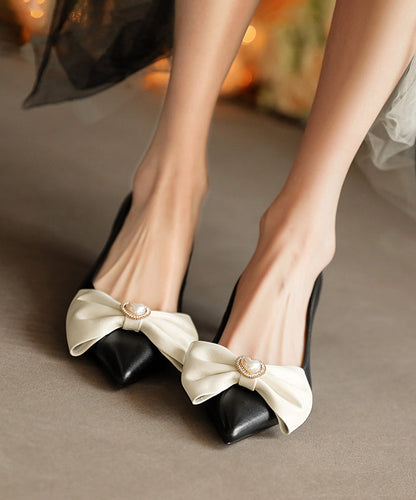 A Vintage Style Heels with Delicate Timeless Details