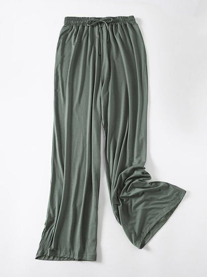 Classic Vintage Pants with a Flattering Fit