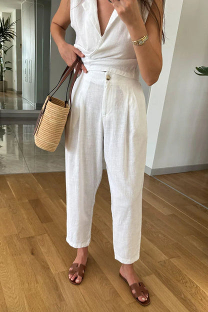 Sophisticated Pants with a Clean Classic Look