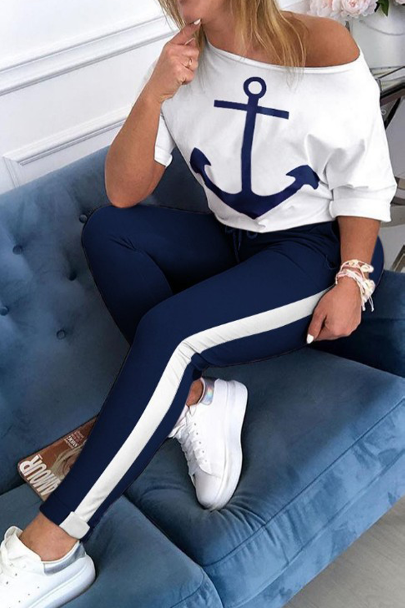 Sophisticated Garment with a Clean Classic Look