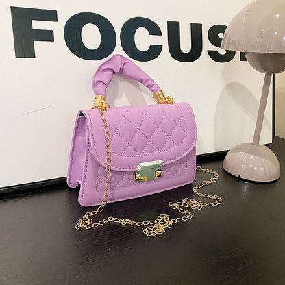 Beautifully Finished Bag in a Timeless Design