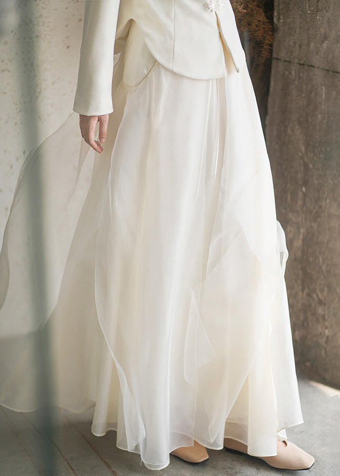 Sophisticated Garment with a Clean Classic Look