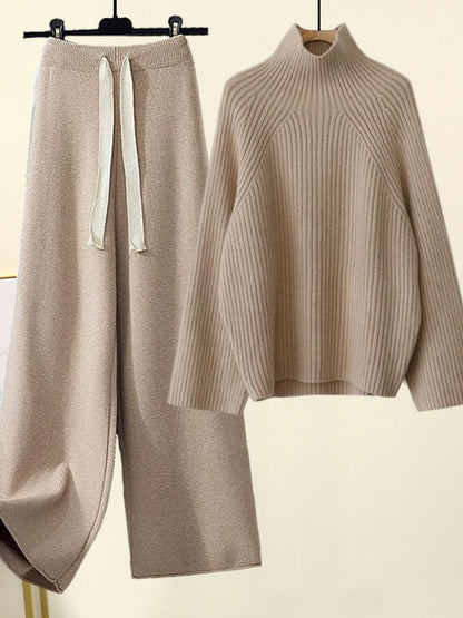 Effortlessly Elegant Garment with a Timeless Design