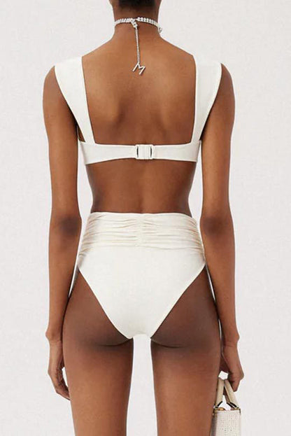 Beautifully Finished Bikini in a Timeless Design