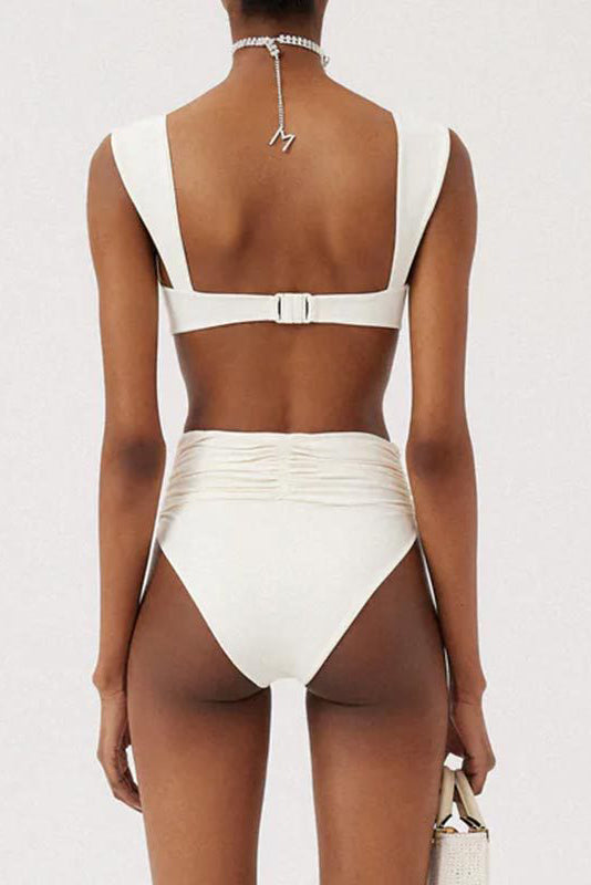Beautifully Finished Bikini in a Timeless Design