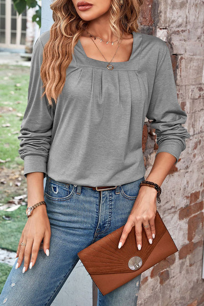 Effortlessly Elegant Top with a Timeless Design