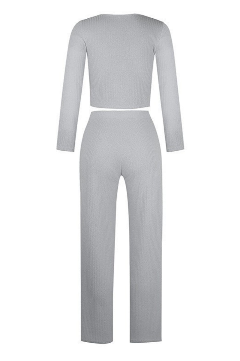 Polished Pants with an Effortless Classic Look