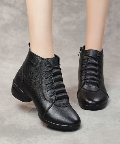Polished Boots with an Effortless Classic Look