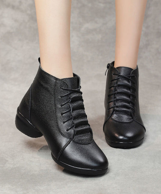Polished Boots with an Effortless Classic Look