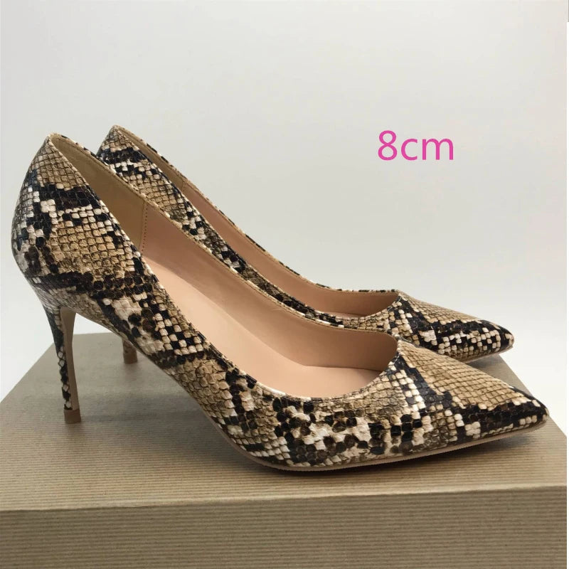 Well Tailored Heels with a Graceful Silhouette