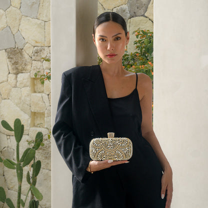 Effortlessly Elegant Bag with a Timeless Design
