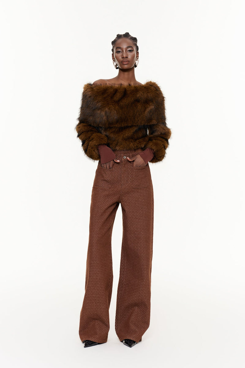 Polished Top with an Effortless Classic Look