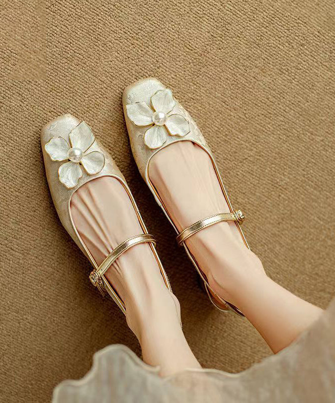 Elegantly Styled Sandals for Everyday Wear
