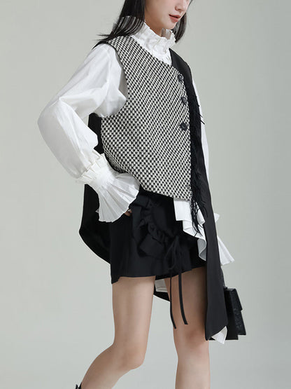 Classic Vintage Garment with a Flattering Fit