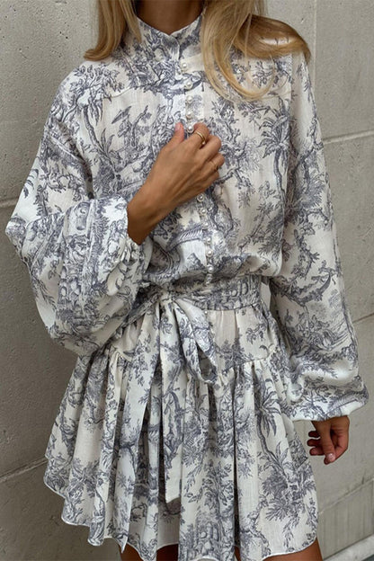 Well Tailored Dress with a Graceful Silhouette